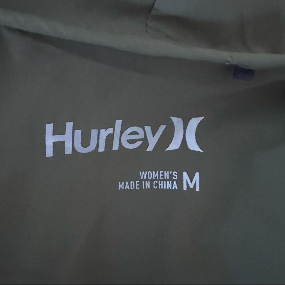 NWOT Hurley women’s Sage Windbreaker size medium - Picture 4 of 5